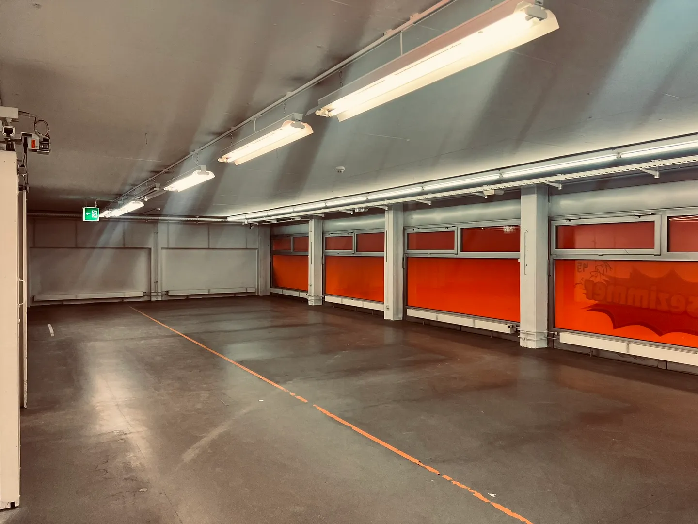 Secure Storage Boxes in Coppet - Photo 8 of 8