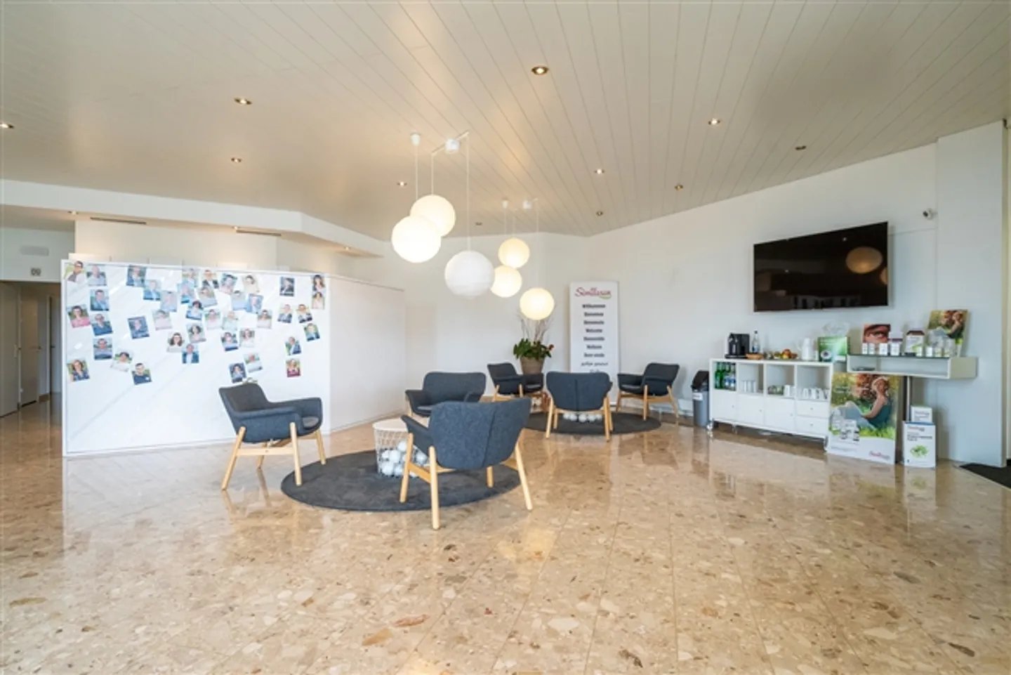 Opportunità di investimento esclusiva proprietà di rendimento a Jonen (AG) - Foto 3 di 15