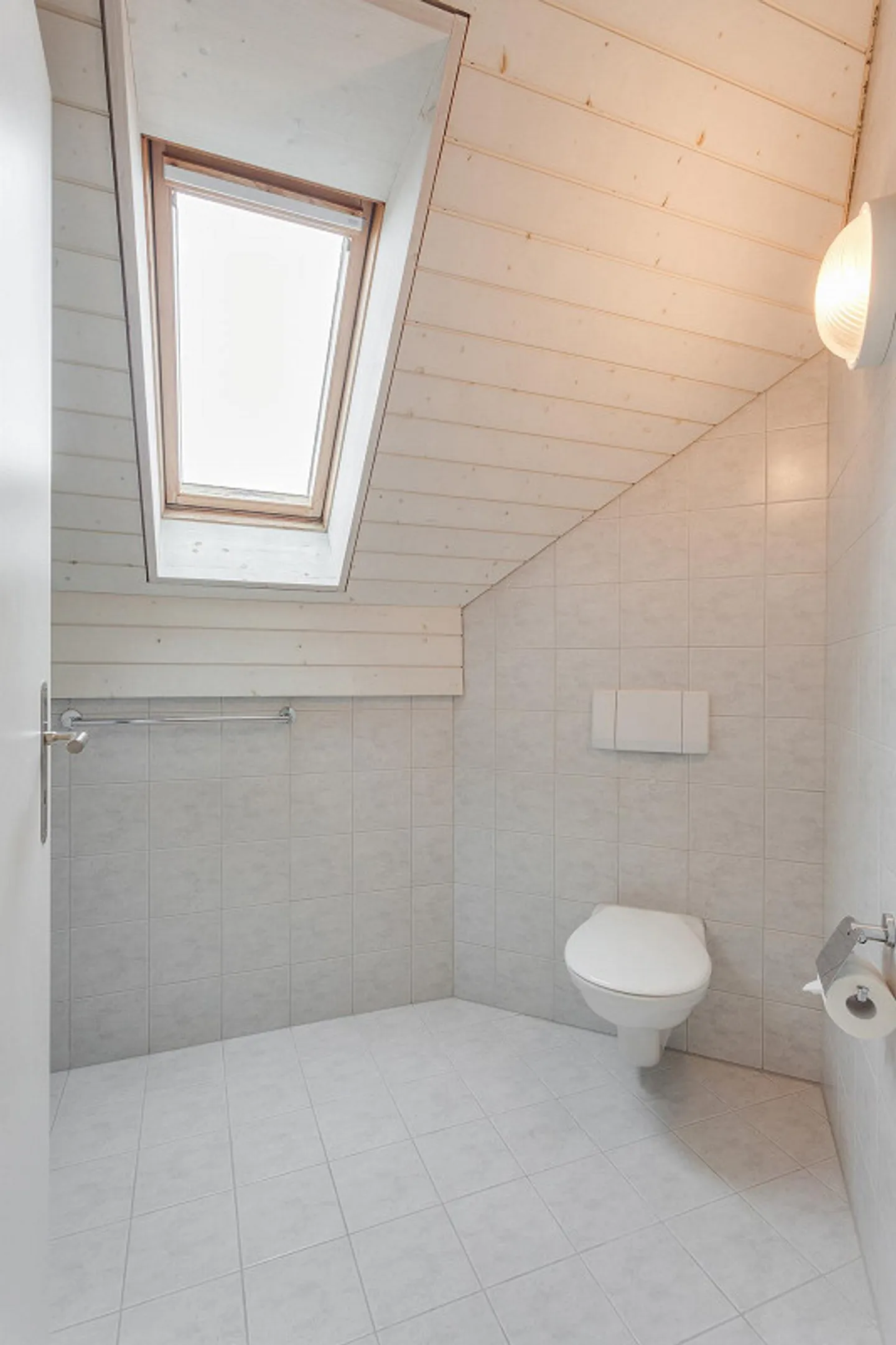Charming Maisonette Apartment - Photo 5 of 11