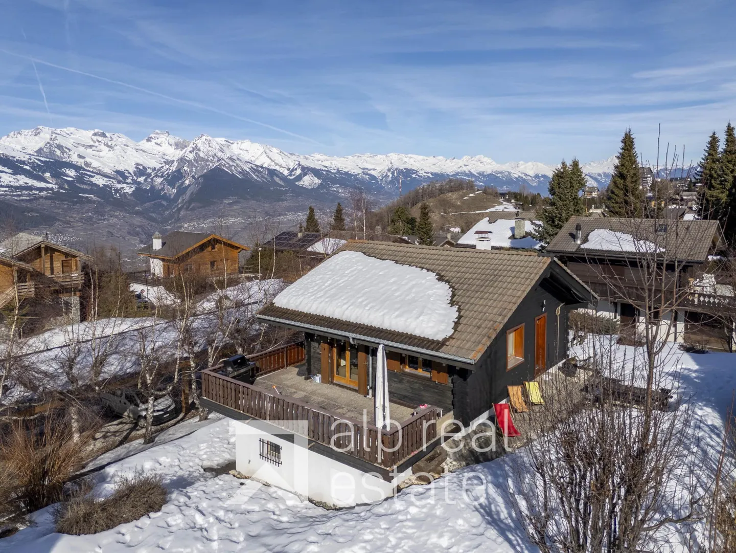 Chalet Charmant avec Vue Alpines - Photo 1 sur 15