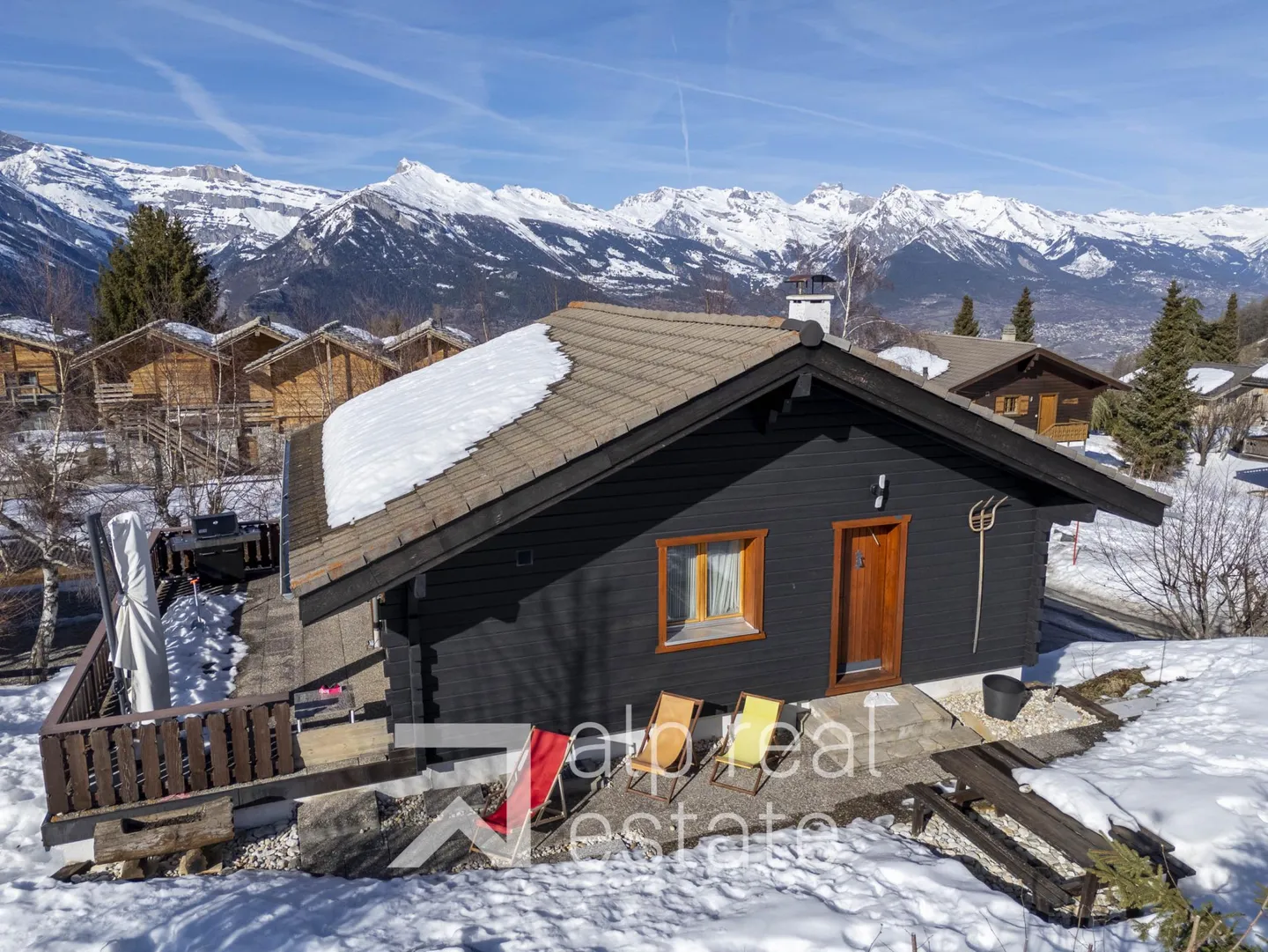 Chalet Charmant avec Vue Alpines - Photo 2 sur 15