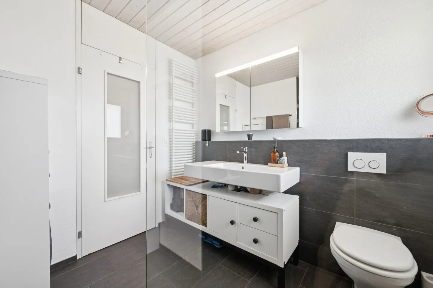 Elegante casa unifamiliare di 5,5 stanze con paradiso del giardino e vista sulle Alpi - Foto 9 di 14