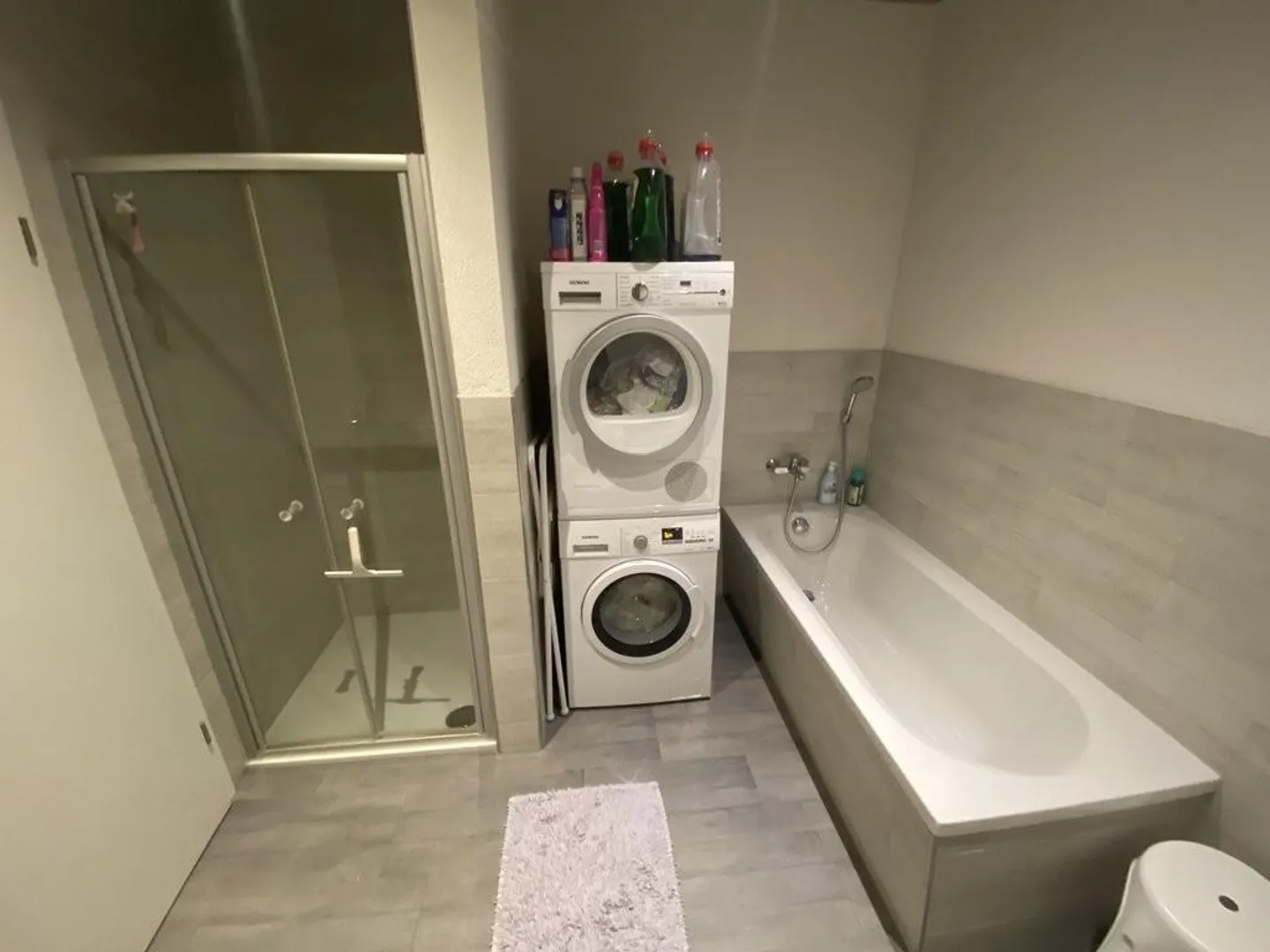 Modern and Central - Photo 2 of 8