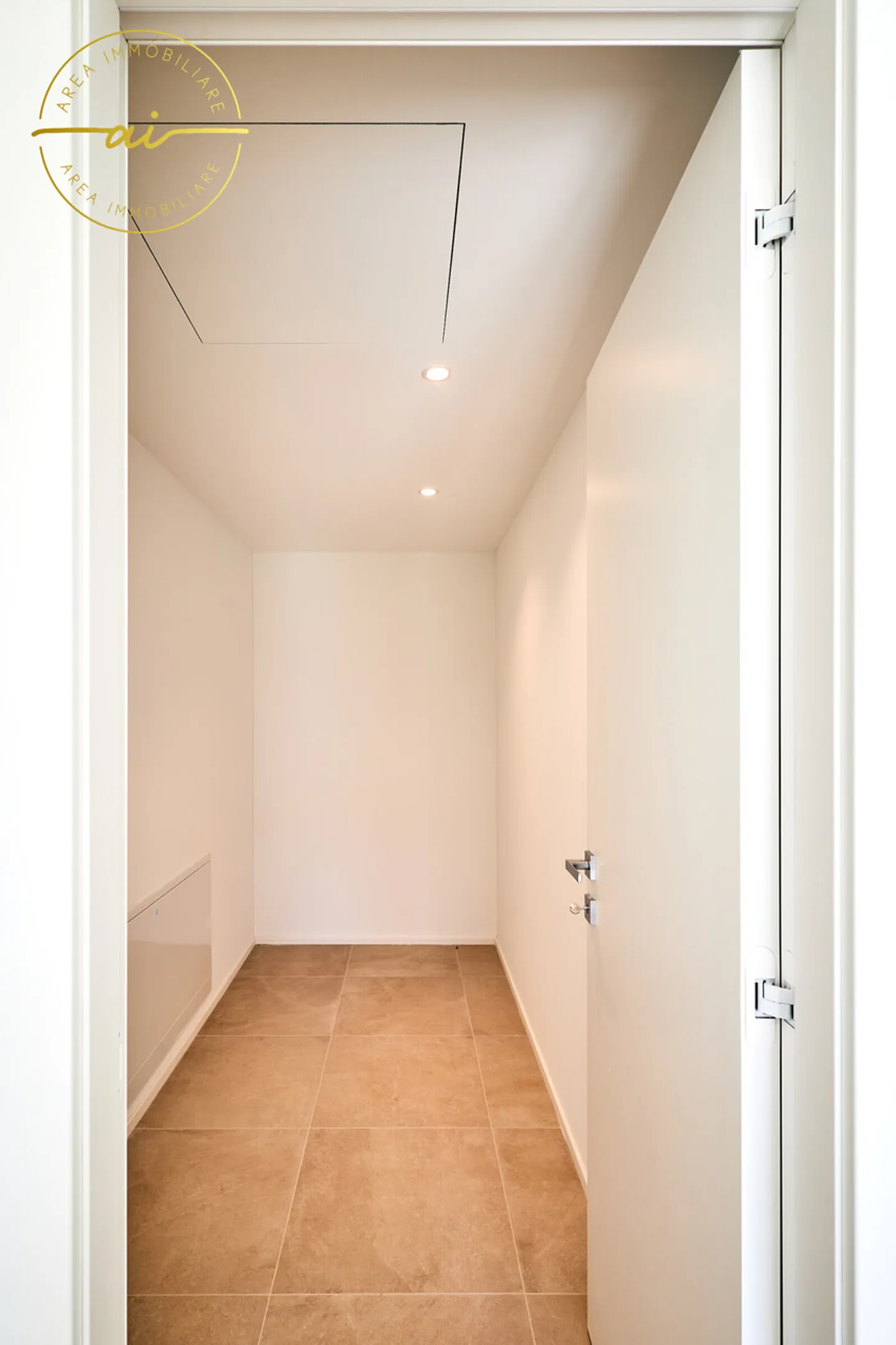 ELEGANT 2.5 ROOMS NEW BUILDING WITH GARDEN - Photo 12 of 12