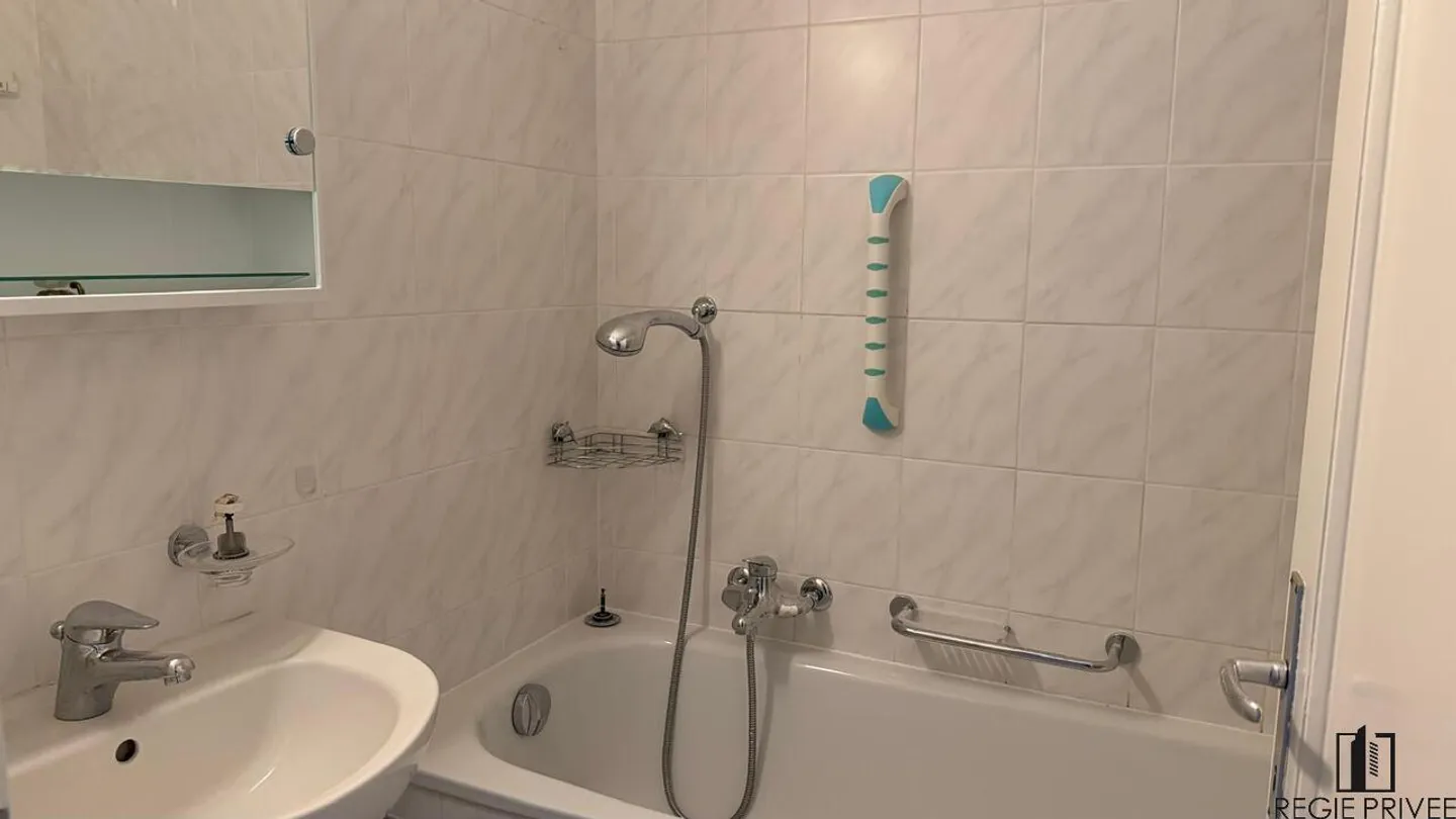 Appartamento con 3,5 stanze al 1° piano - Foto 5 di 6