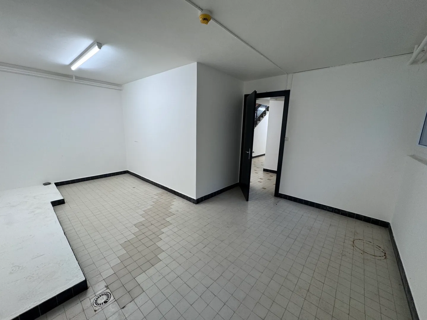 Granges-Marnand, in affitto, uffici e depositi di 408 m2 - Foto 15 di 18