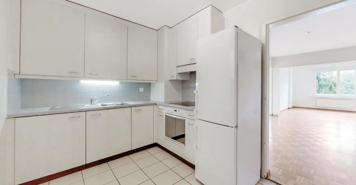 Charming Apartment for Families - Photo 3 of 9