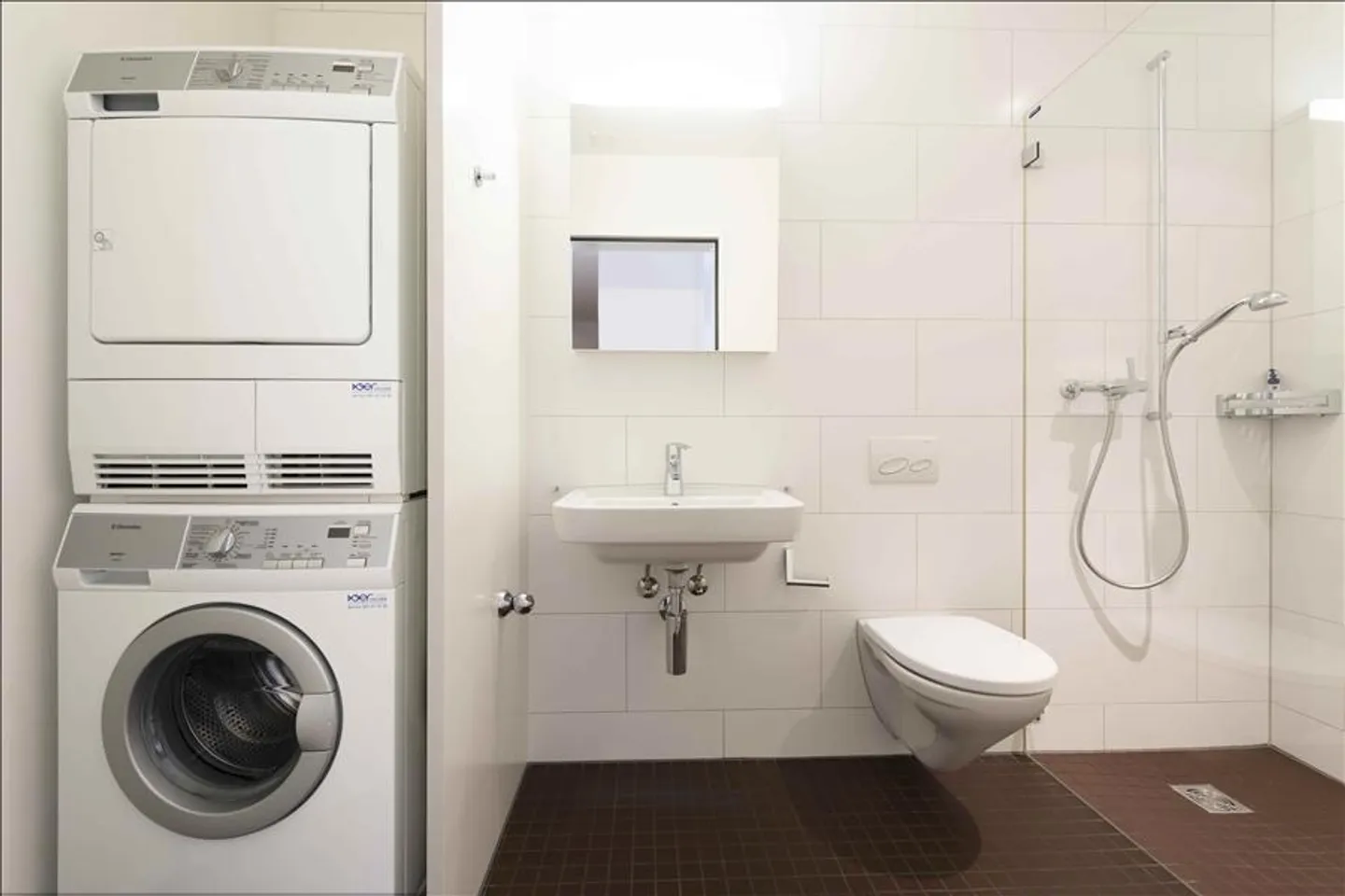 Living in Citybay - Ideal for commuters! - Photo 4 of 8