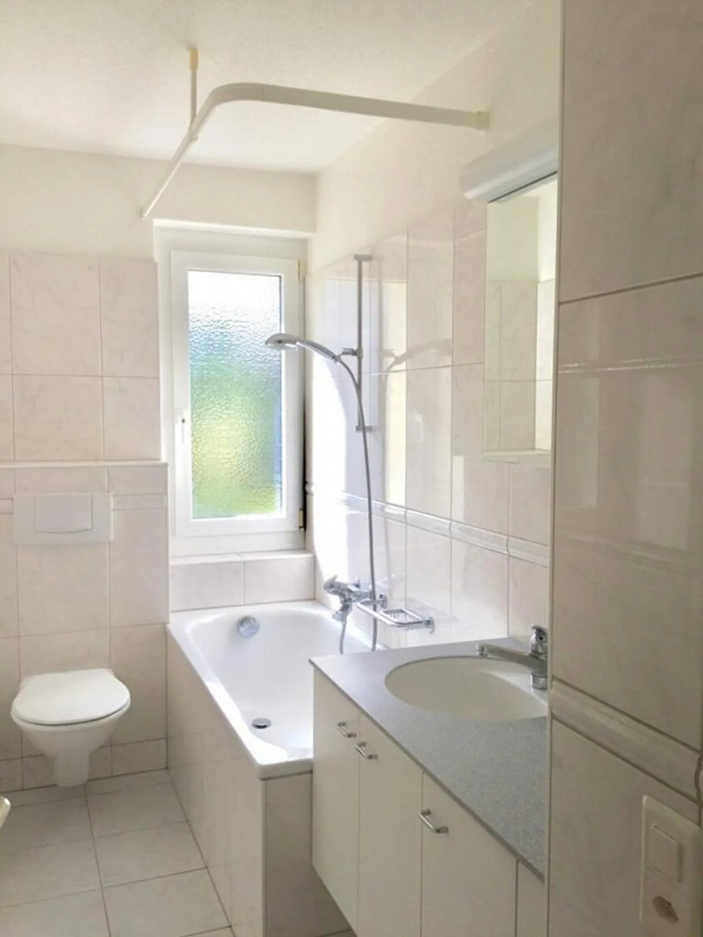 Piccolo ma carino... Appartamento con 1 camera da letto in affitto - Foto 3 di 4