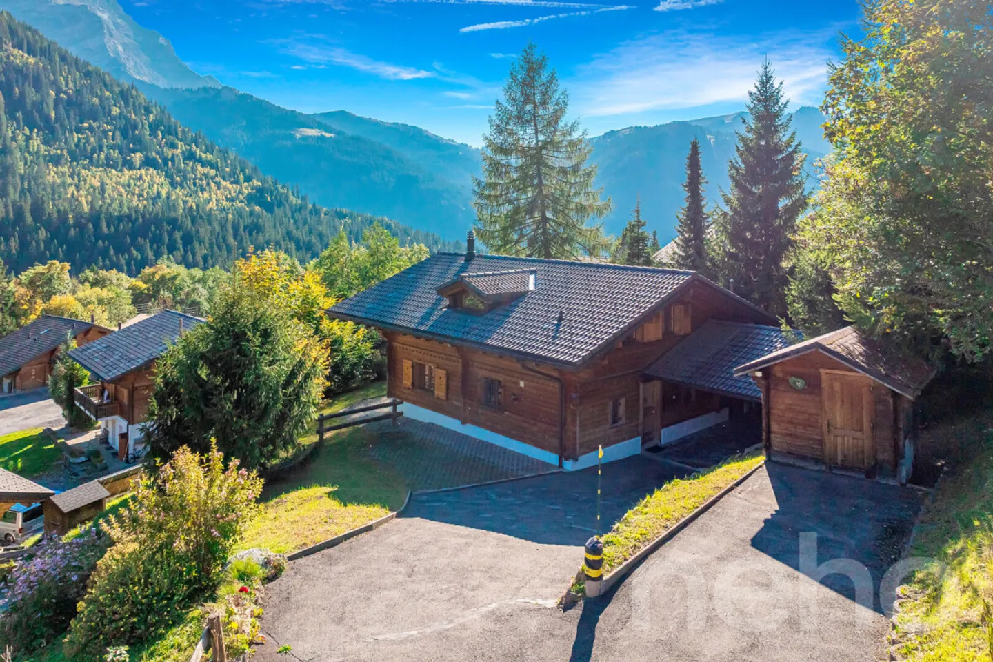 Chalet mit Bergblick - Foto 1 von 12