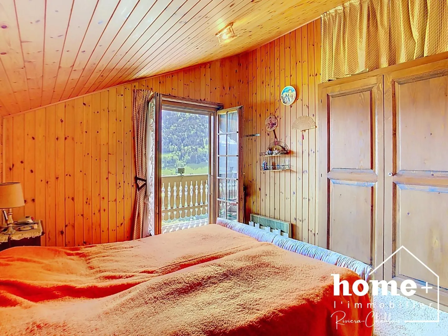 Chalet with 4 Rooms and Charm as well as View - Photo 9 of 11