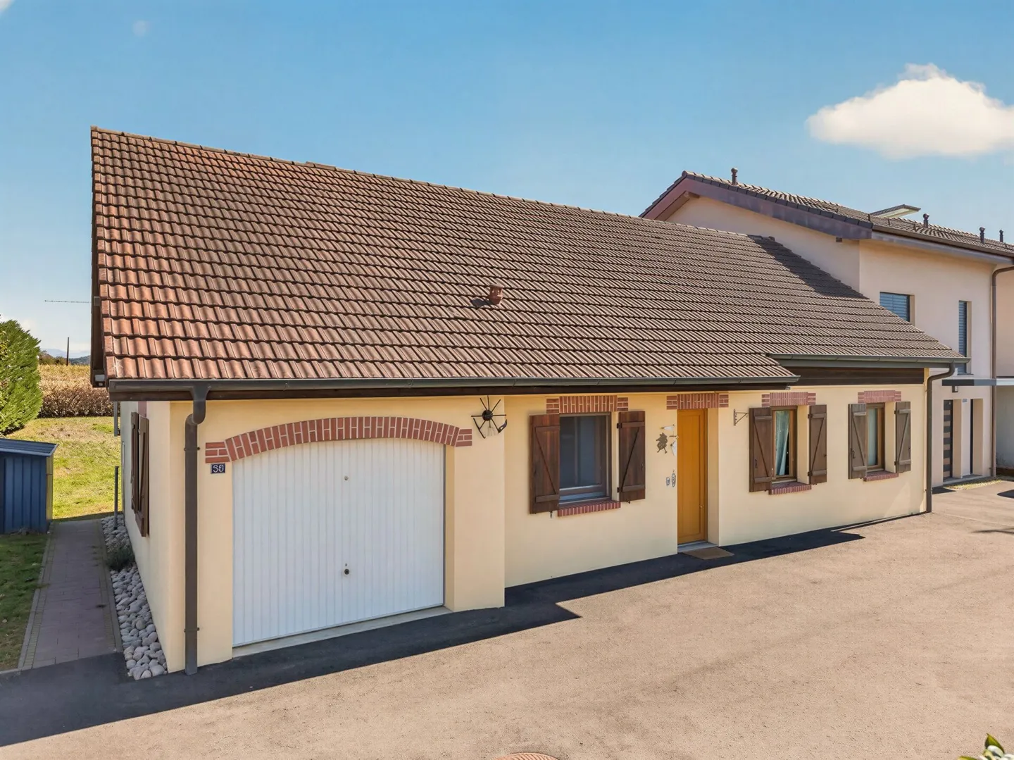 Individual Villa of 120m² - Photo 1 of 9