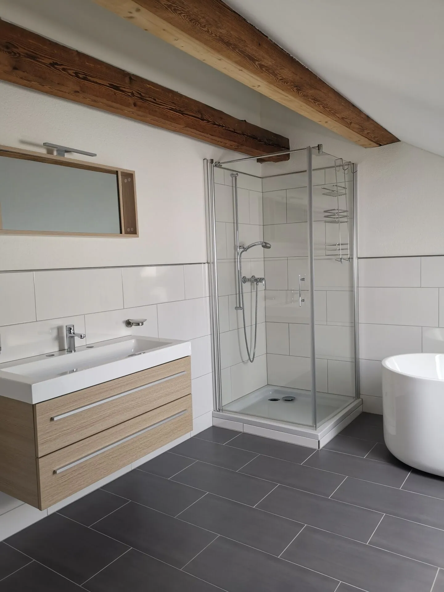 Bel appartement sous les combles de 3,5 pièces à Meinisberg à louer - Photo 5 sur 12