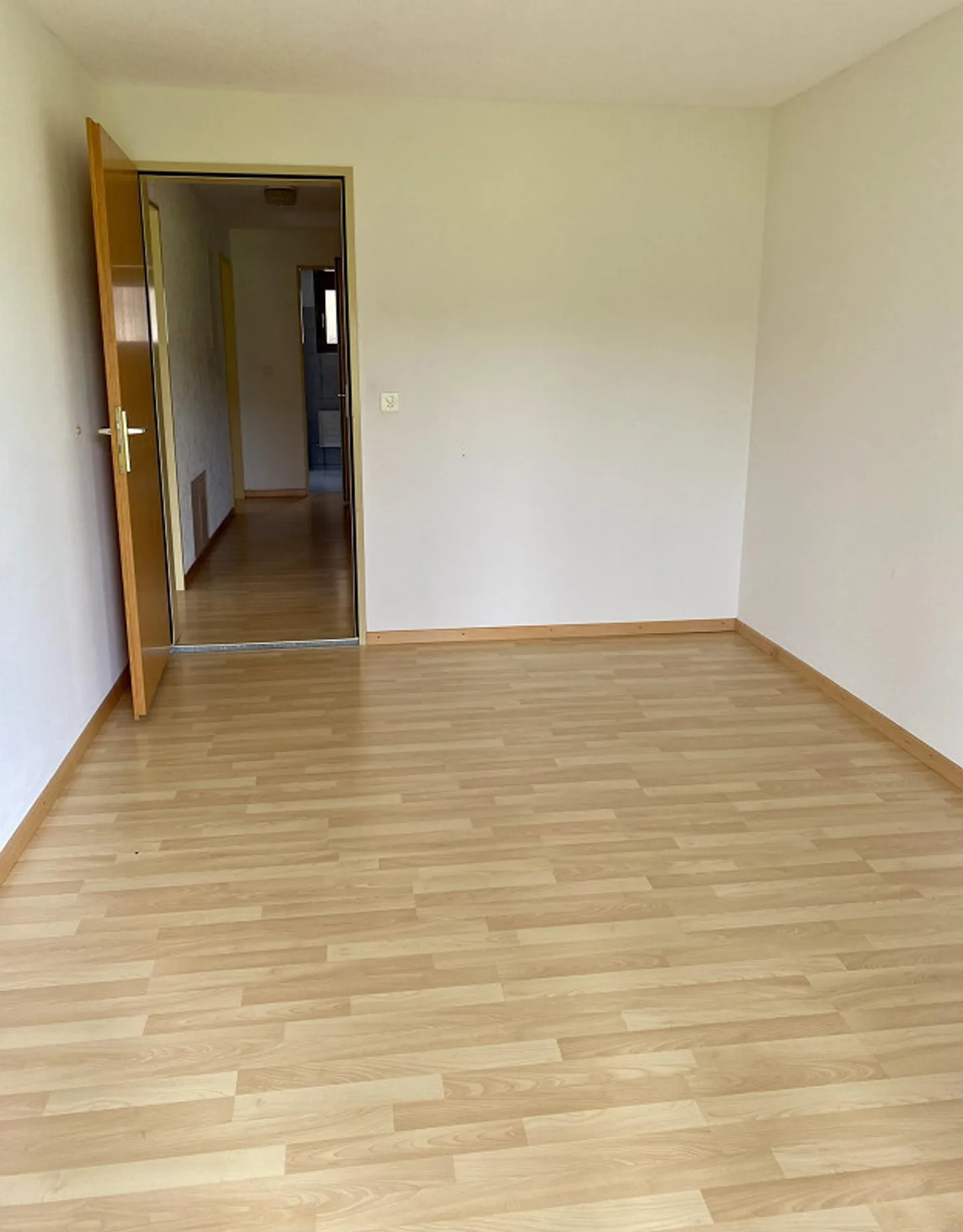 3 1/2 Zimmer Wohnung direkt beim Bahnhof - Foto 7 von 13