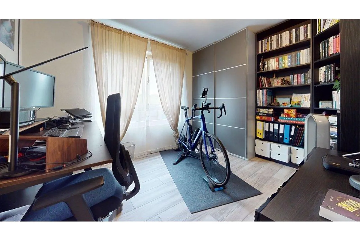 Spacious 3.5-room apartment of 100 m2, absolutely to discover / Exclusivity RE/MAX - Photo 6 of 9