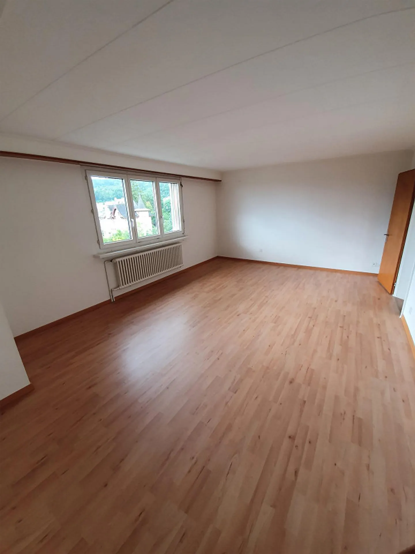 Charming 3-room apartment on the 5th floor - Photo 6 of 10