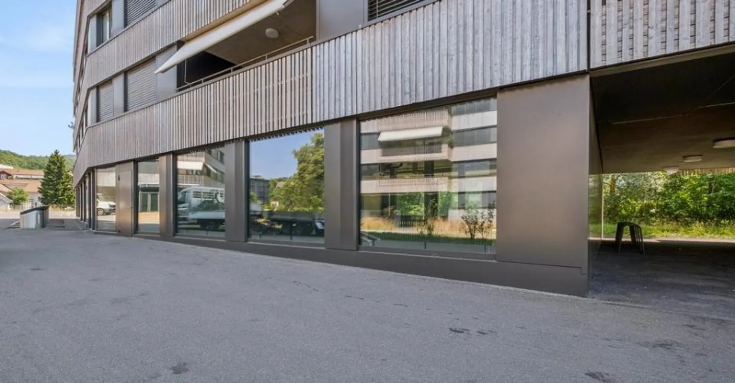 Il posto perfetto per la tua azienda! - Tre affitti netti in regalo - Foto 7 di 7