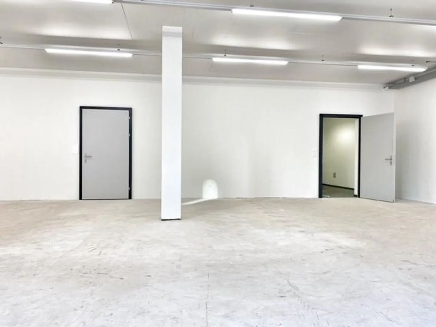Spazio commerciale ad Alpnach Dorf - Foto 3 di 4