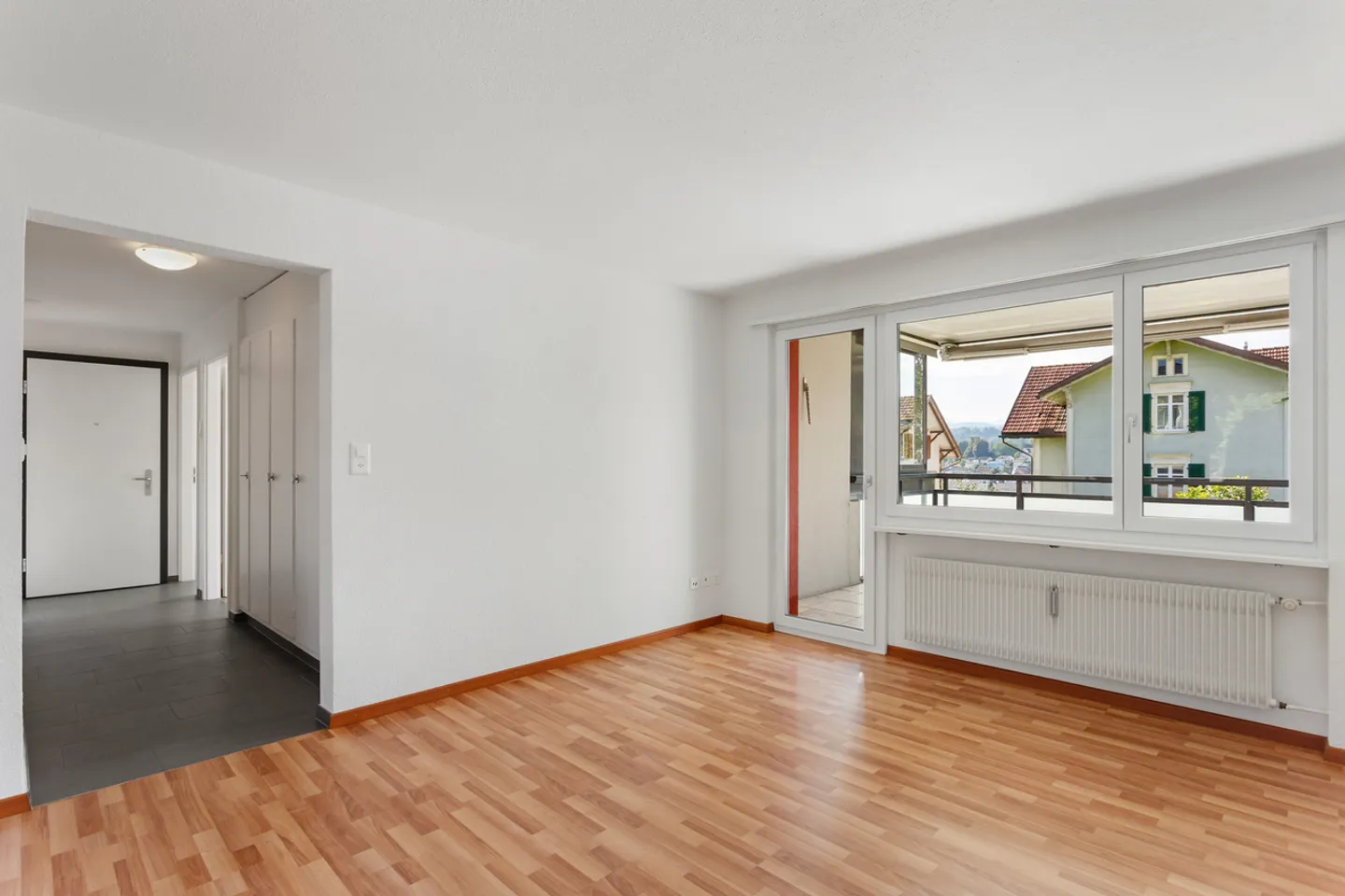 Charmant appartement 3.5 pièces - Photo 3 sur 8