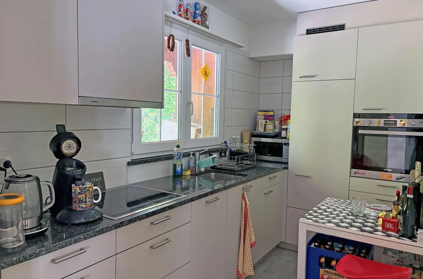 Bâtiment résidentiel avec deux appartements à Münchenwiler... - Photo 2 sur 13