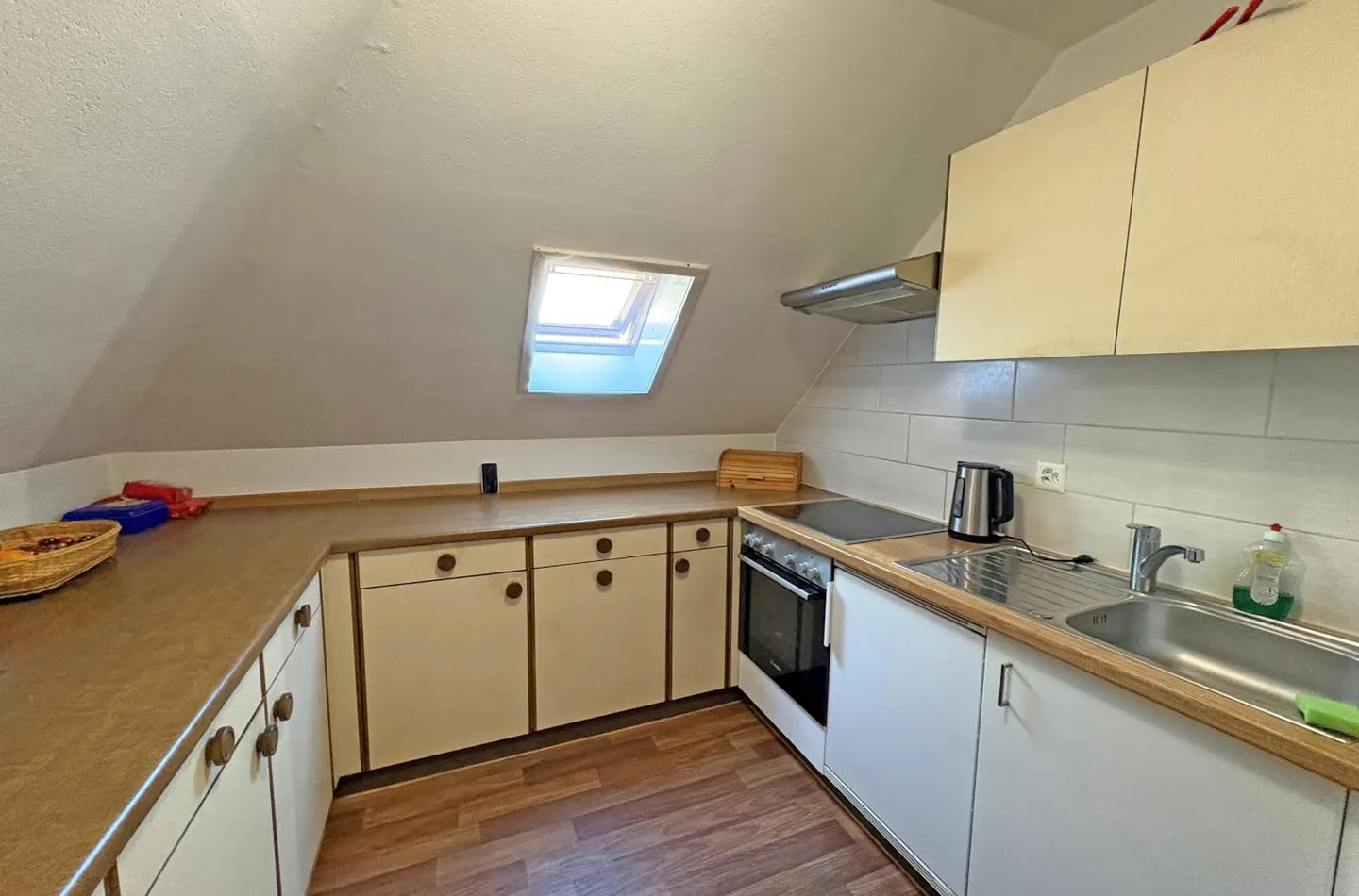 Bâtiment résidentiel avec deux appartements à Münchenwiler... - Photo 6 sur 13