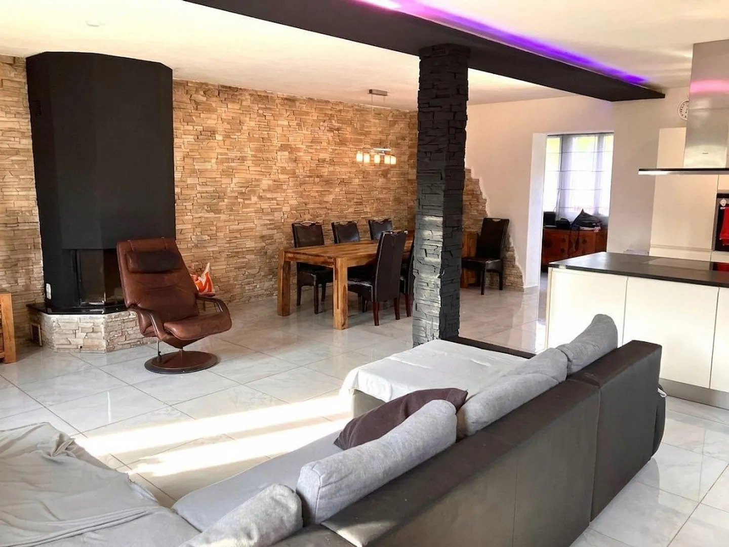 Une maison qui peut faire plus que simplement fournir un abri - Espace pour des idées, la famille et l'avenir - Photo 4 sur 8