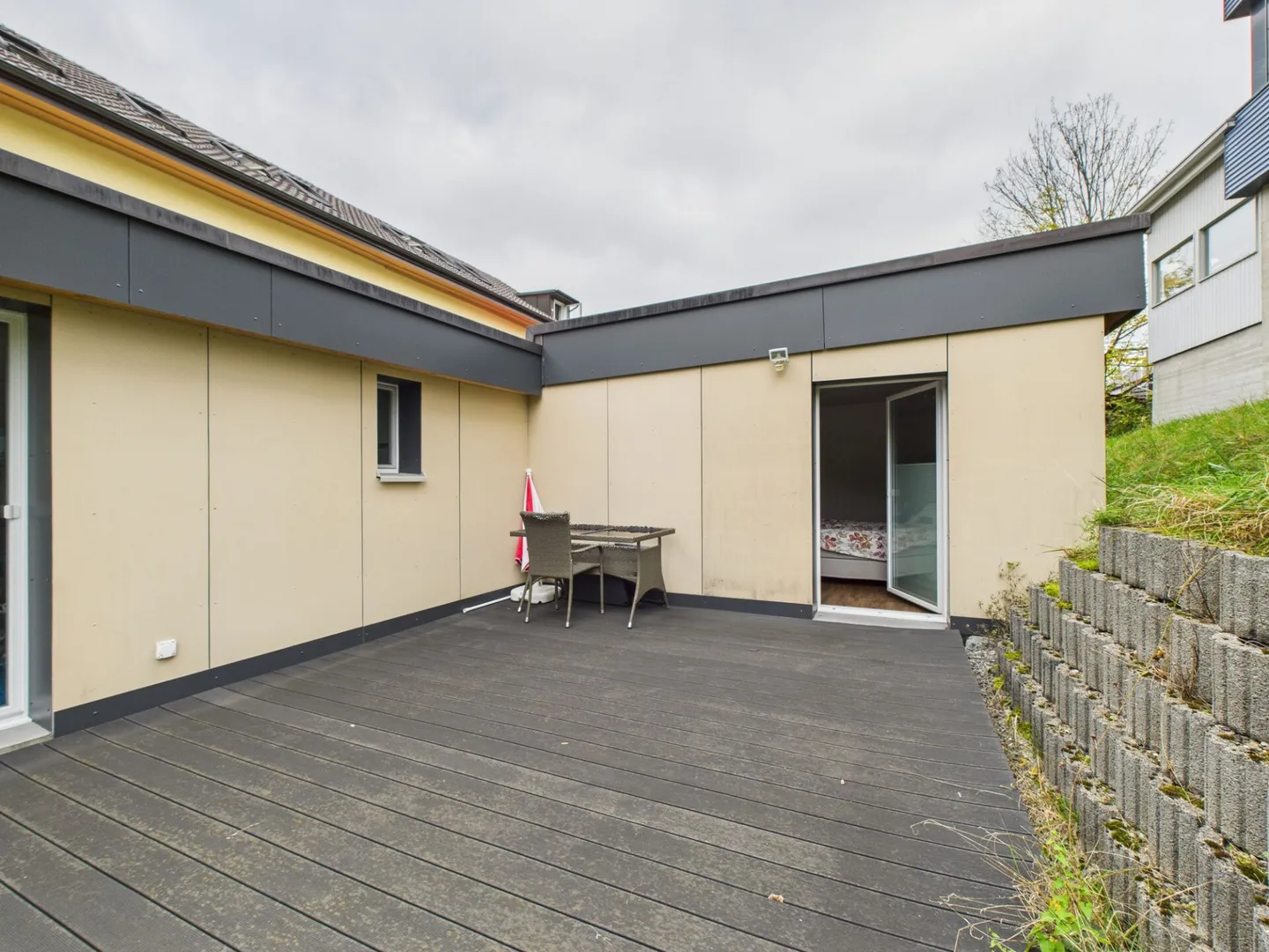 Versatile property with residential and commercial use - Photo 10 of 16