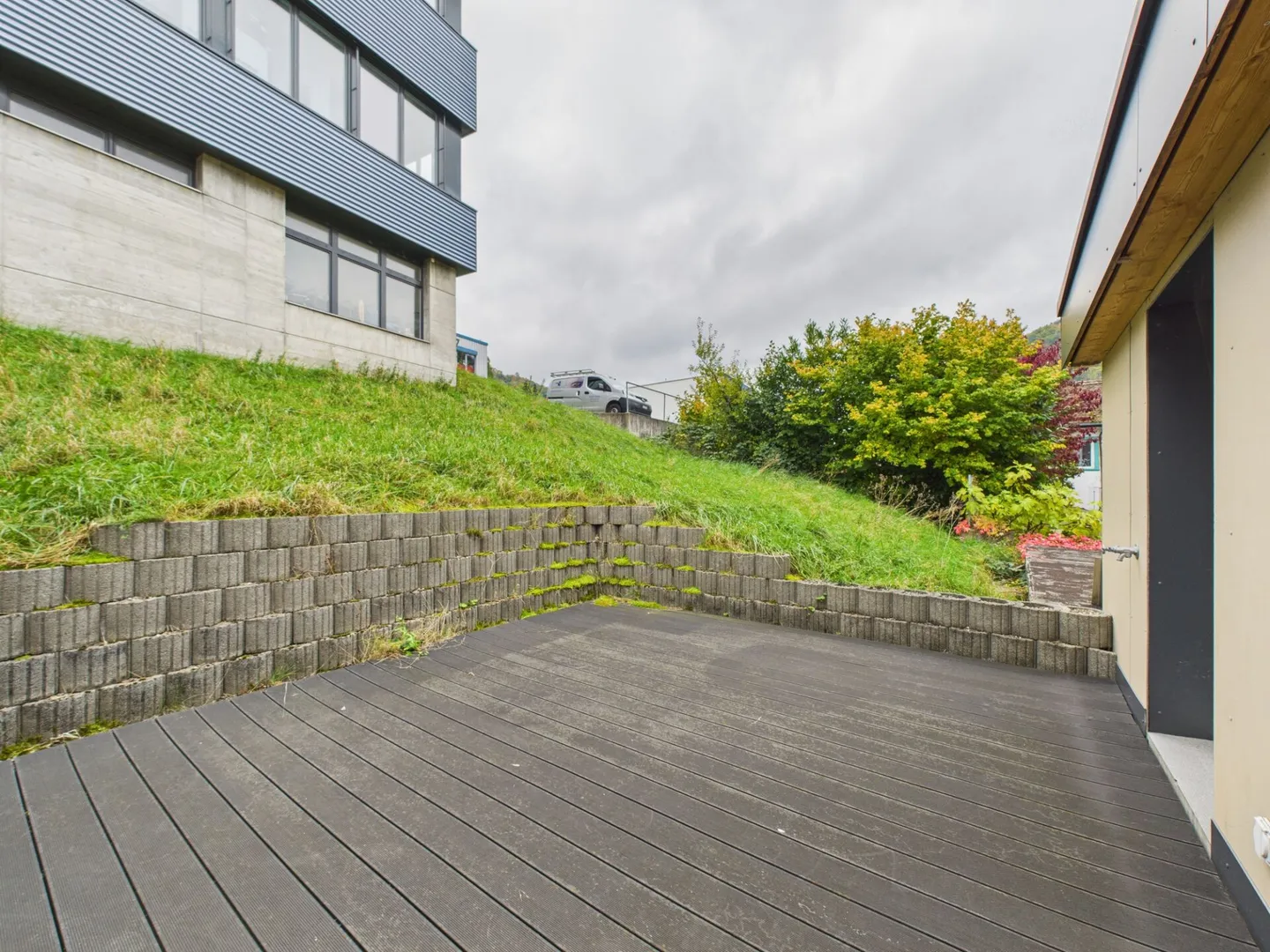 Versatile property with residential and commercial use - Photo 11 of 16