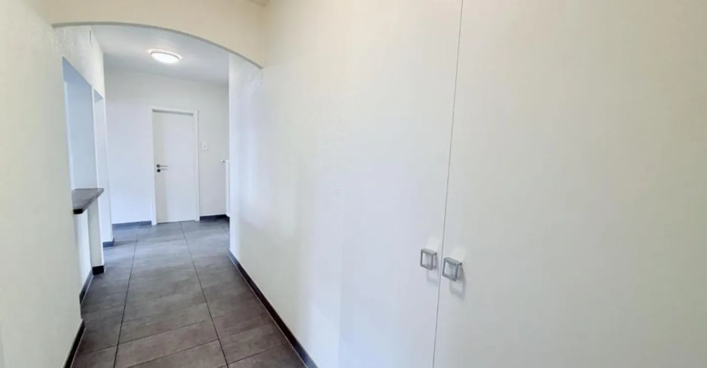 Appartement Charmant avec Balcon - Photo 6 sur 8