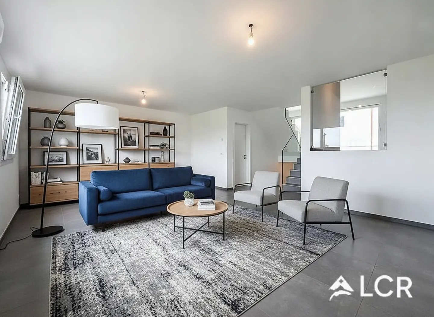 Magnifique appartement de 5.5P / 4 CHB / 2 SDB / 1 balcon / 1 Jardin /2 places de parc - Photo 1 of 13