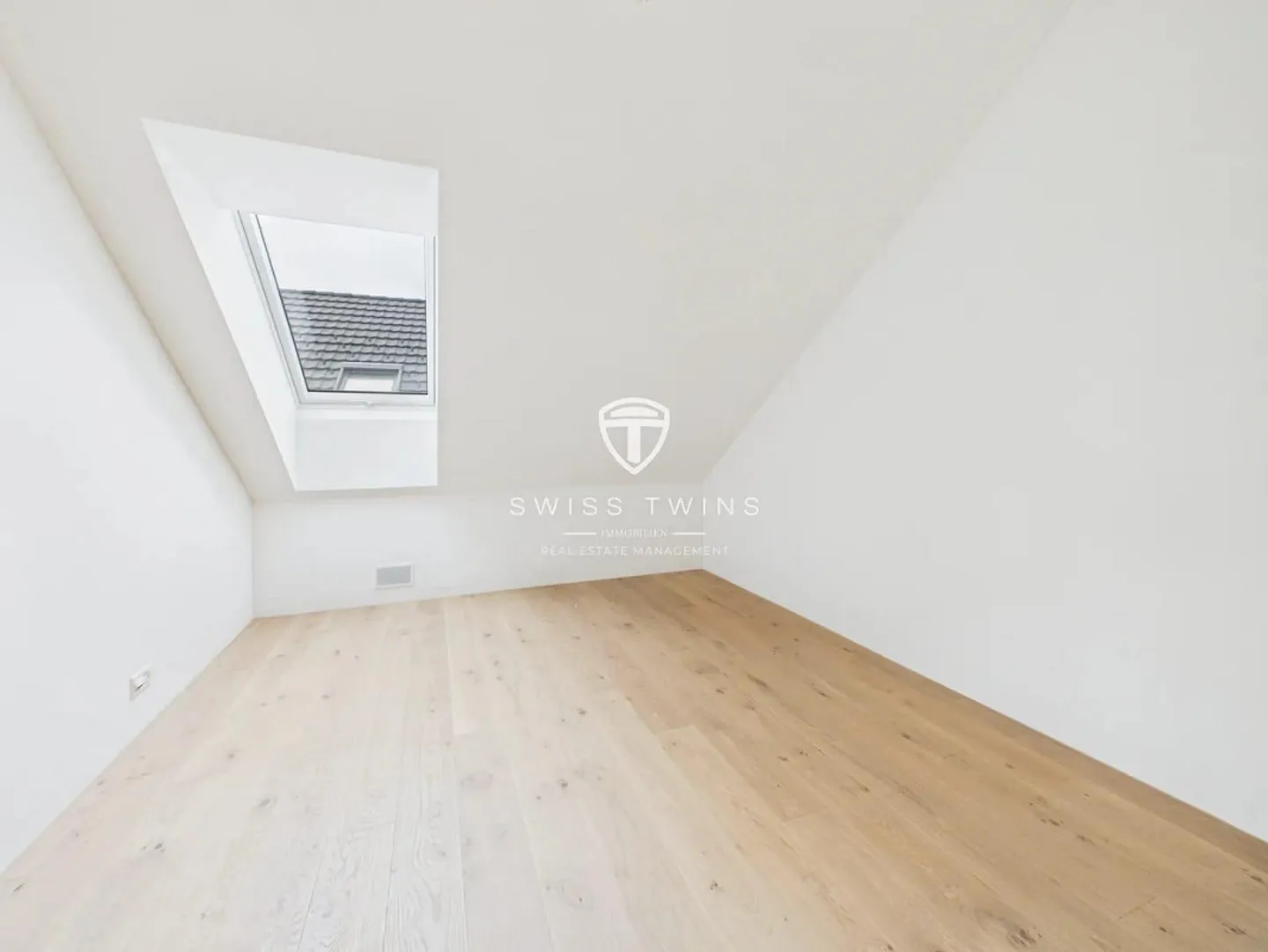 Appartement Penthouse Exclusif 3.5 Pièces avec Vue - Une Touche de Do... - Photo 9 sur 13