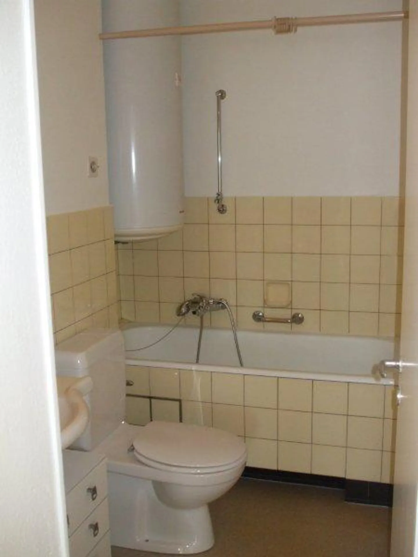 Appartement 2.5 pièces abordable au cœur de la ville de Saint-Gall - Photo 3 sur 6