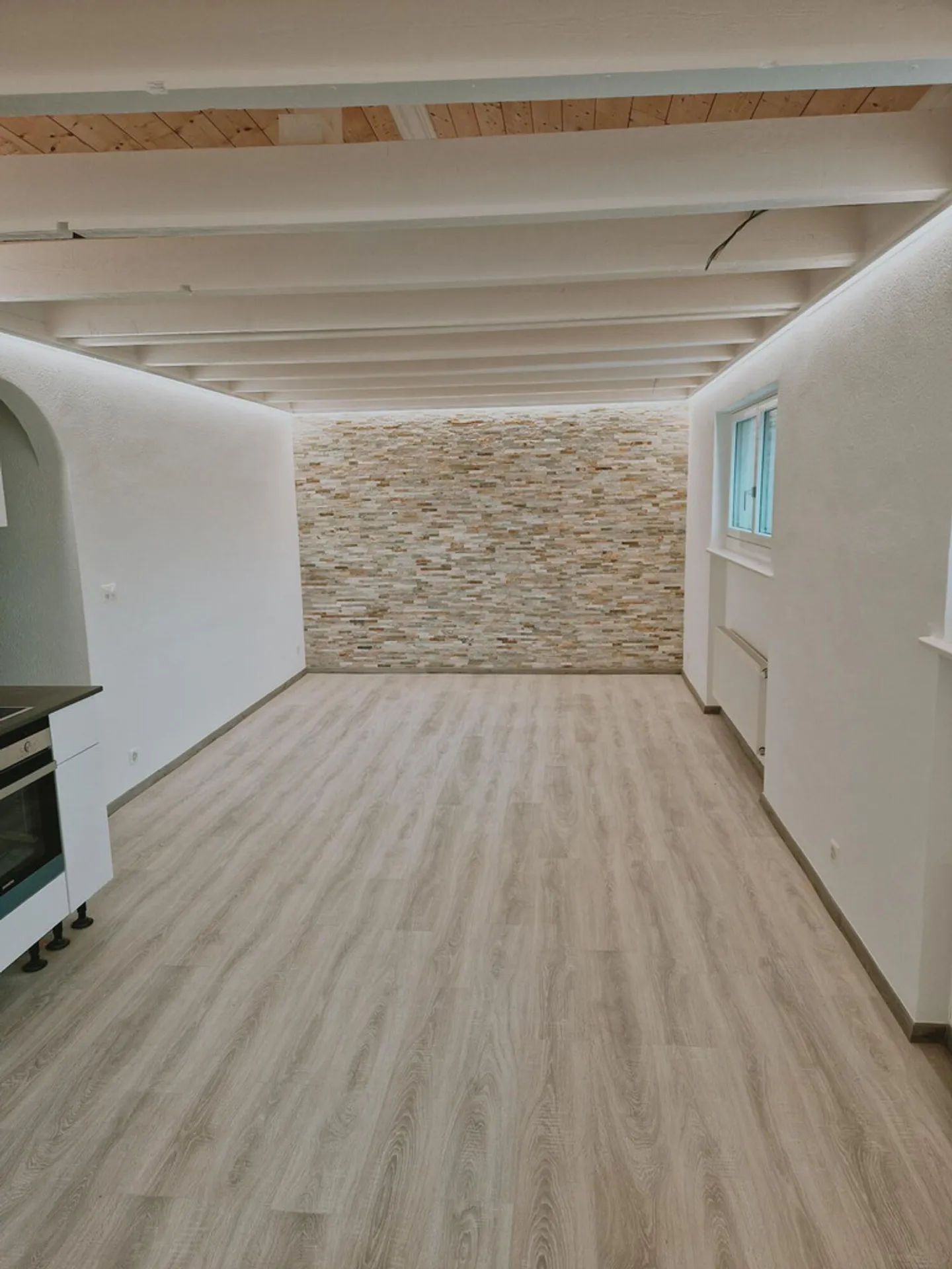 A charm and an extraordinary tranquility - Photo 5 of 9