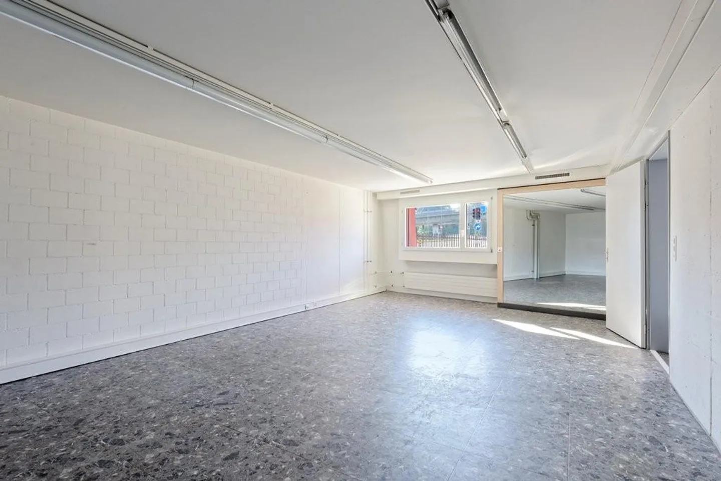 L'Opportunité - Espace Commercial Attrayant dans un Emplacement de Choix - Photo 5 sur 9