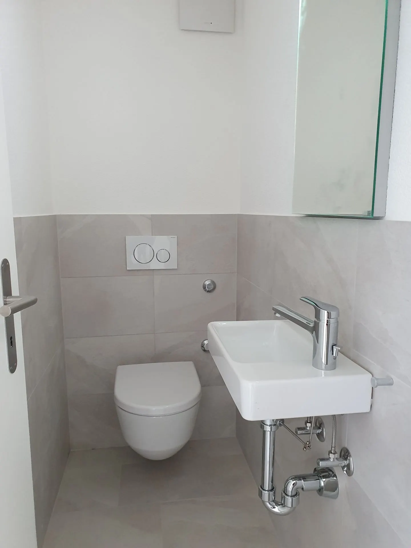 Renovated 3.5-room apartment in a quiet location, with its own laundry room - Photo 6 of 9