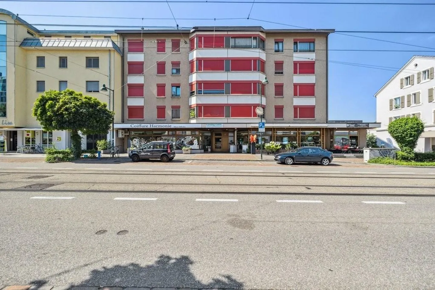 In the center of Birsfelden - Photo 1 of 11