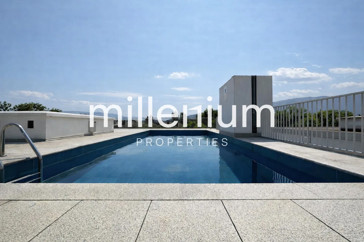 Beautiful 5.5-room apartment with pool - Malagnou - Photo 1 of 13