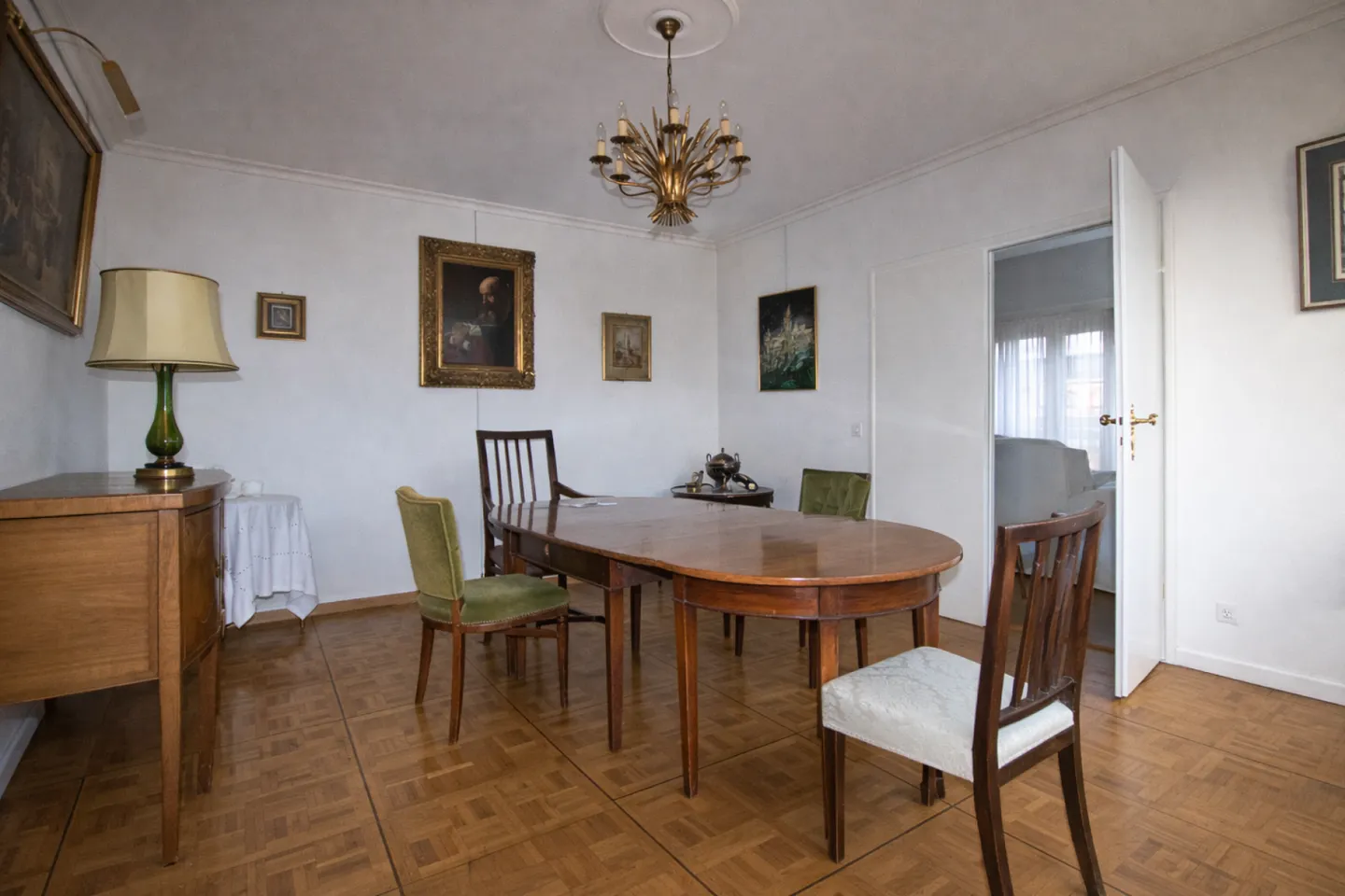 Exklusive 8-Zimmer-Wohnung mit Blick auf den Salève - Foto 2 von 4