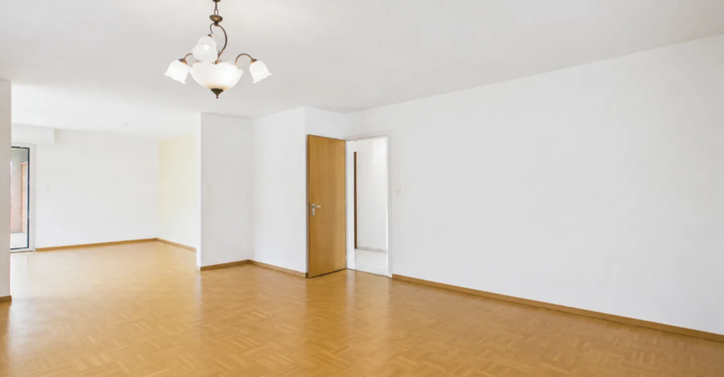 Spacious Penthouse Apartment with Panoramic Terrace - Brig - Photo 3 of 12
