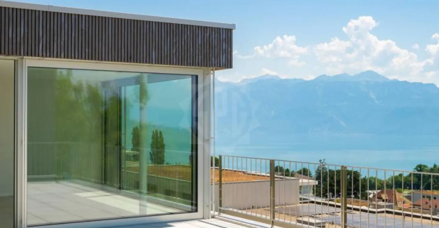 Villa contemporaine avec vue sur le lac - Photo 1 sur 11