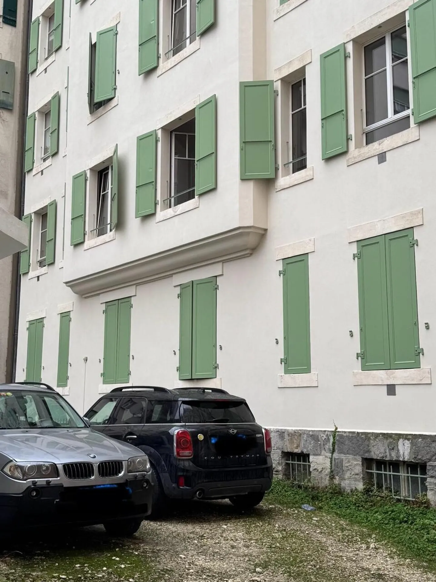 Außenparkplatz in Malagnou - Foto 1 von 1