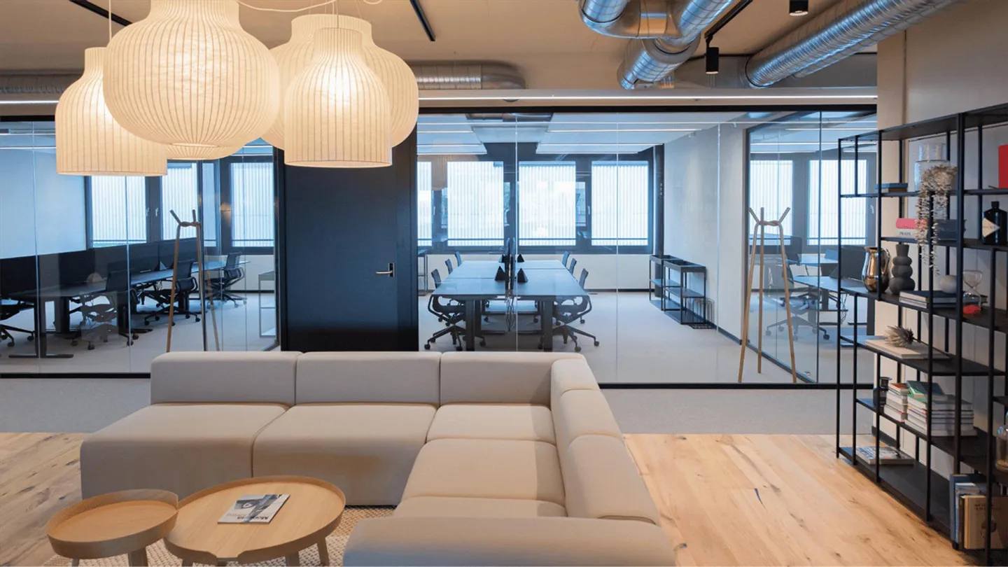 Fully Furnished Office for 4 Workstations (All-inclusive Service) - Photo 4 of 11