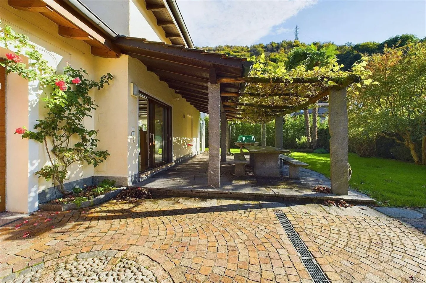 Villa 5 camere - Foto 7 di 13