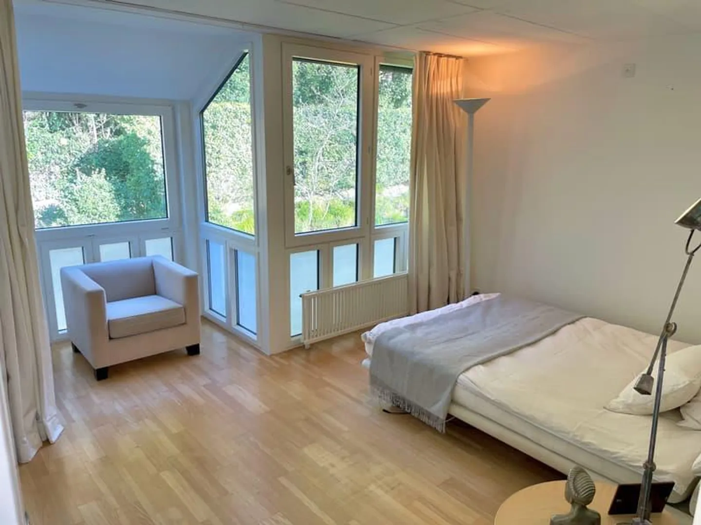 Casa a schiera unifamiliare con giardino e terrazza sul tetto Seefeld Zurigo - Foto 14 di 19