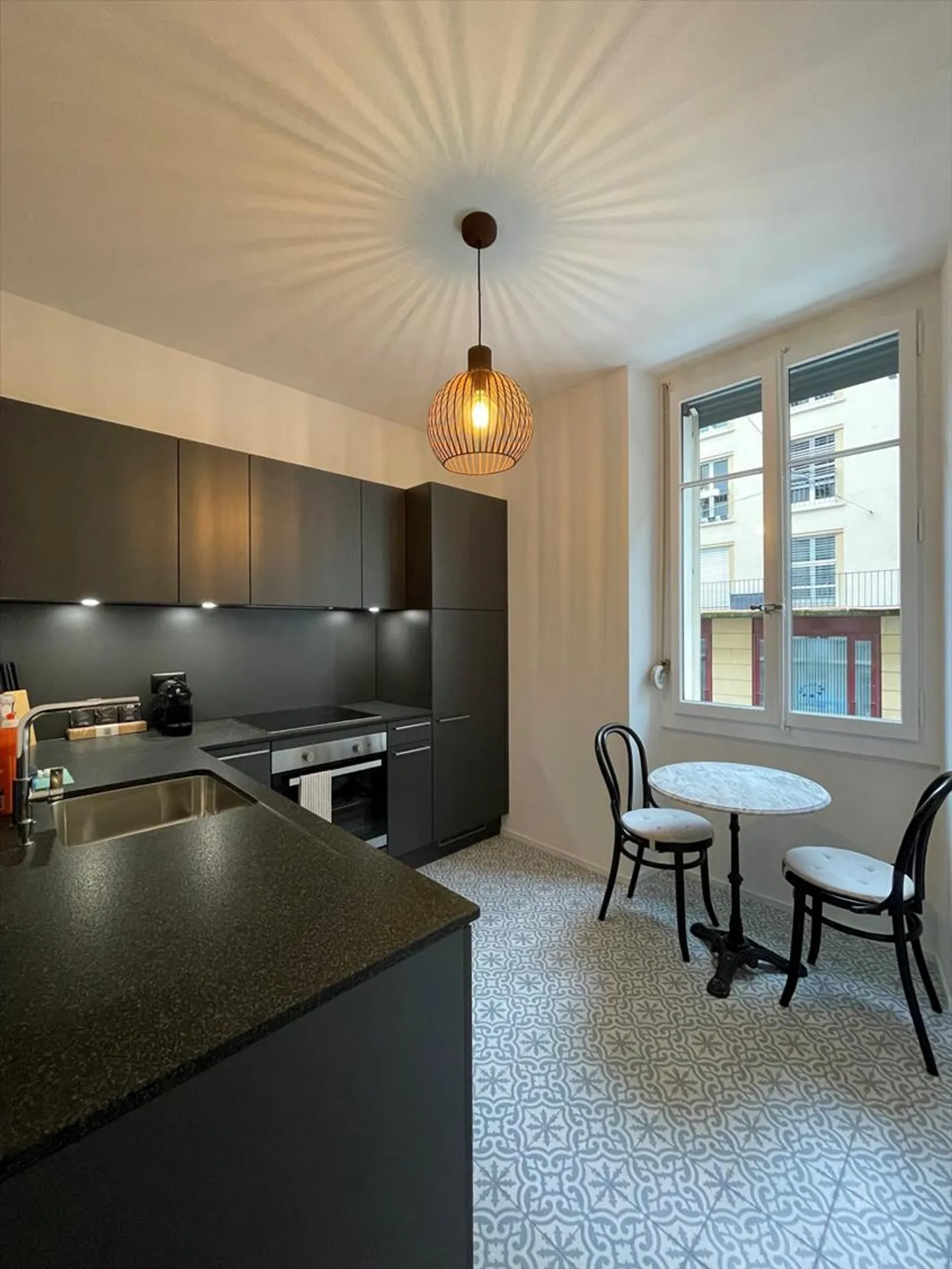 Appartement meublé 2.5 pièces - Photo 4 sur 12