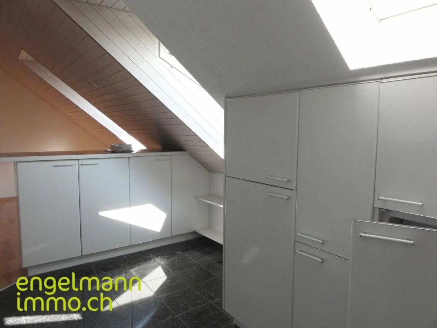 Beautiful 2.5-room duplex apartment - Photo 10 of 15