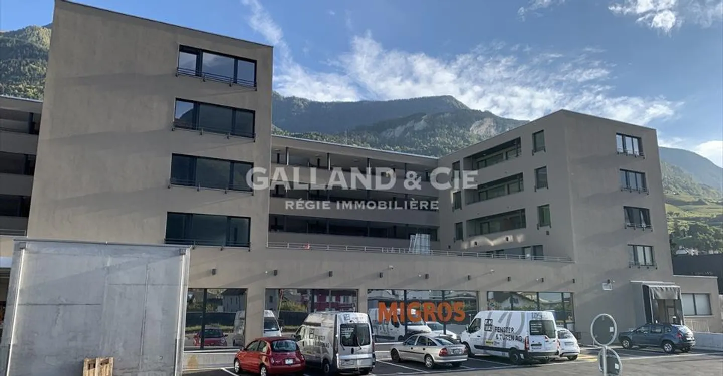 Edificio ad uso misto in affitto - Foto 6 di 12