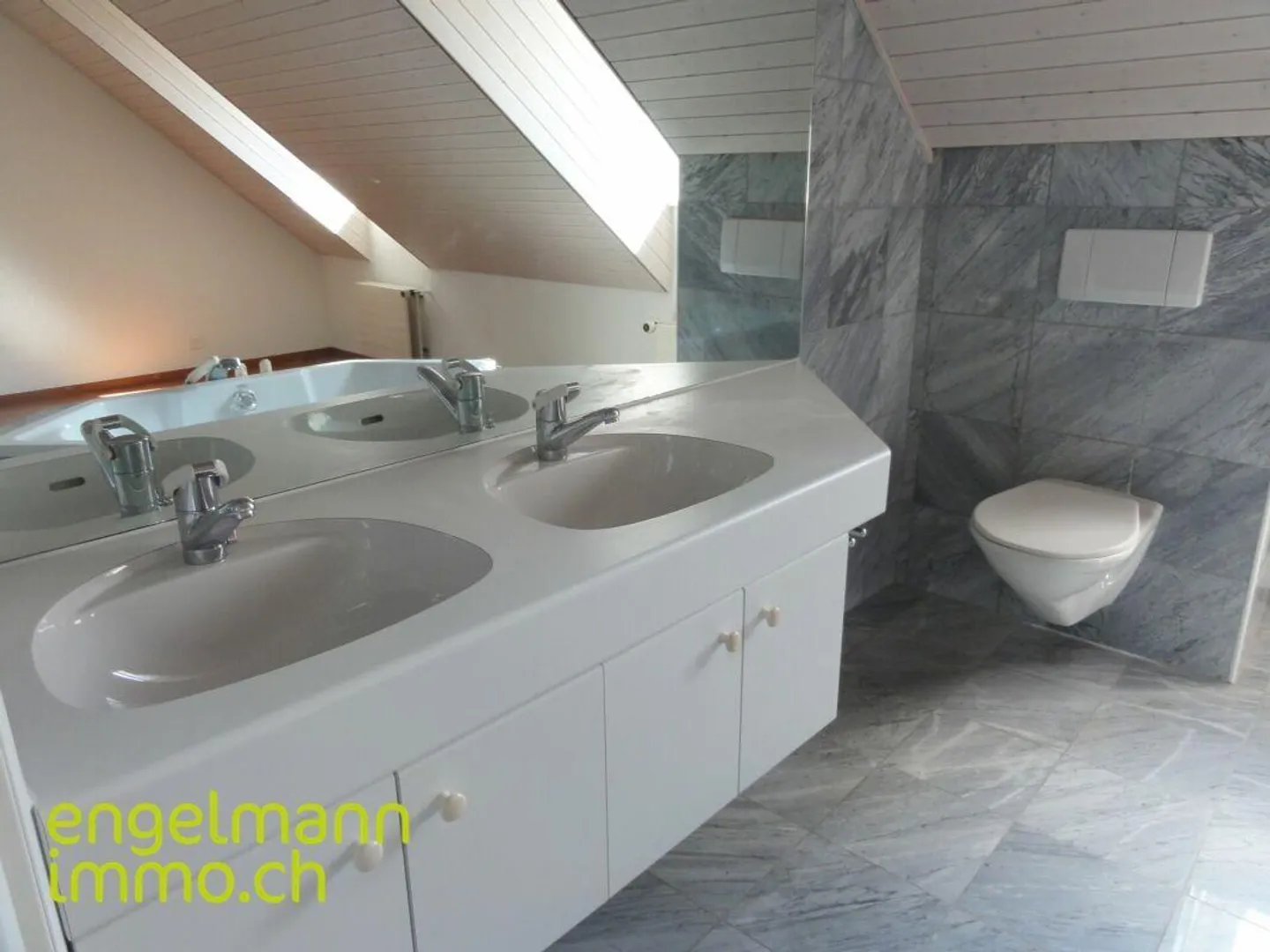 Beautiful 2.5-room duplex apartment - Photo 12 of 15