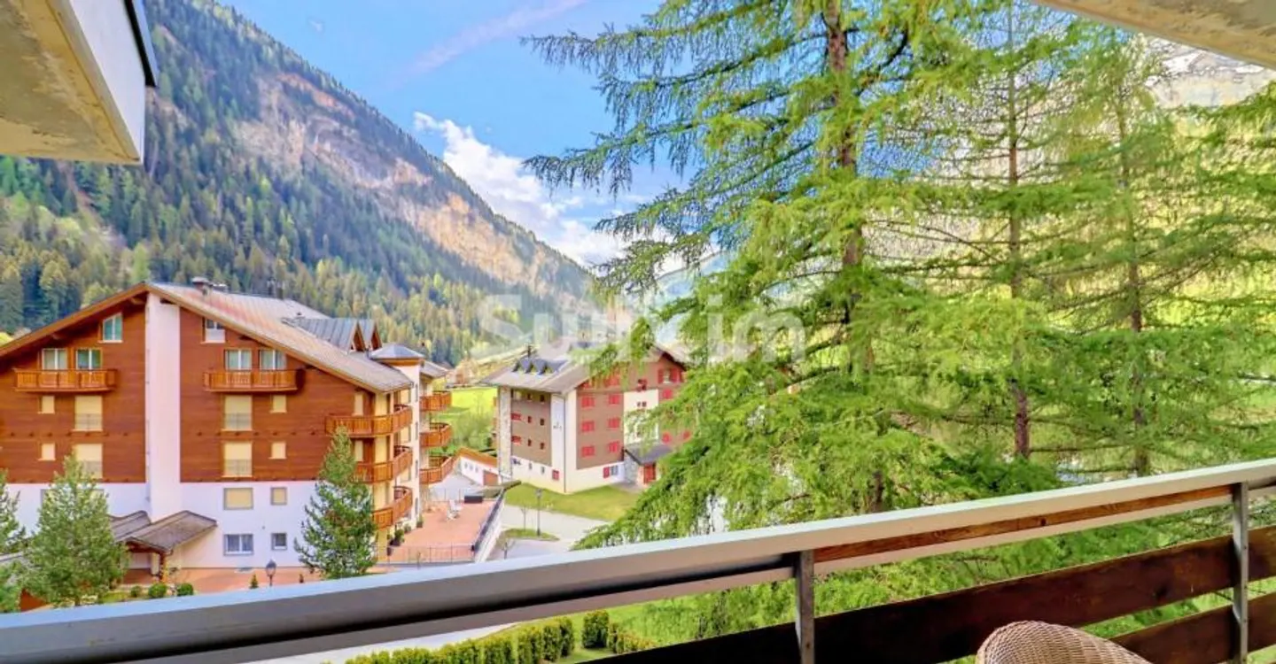 Appartement Charmant avec Vue sur Montagne - Photo 1 sur 8