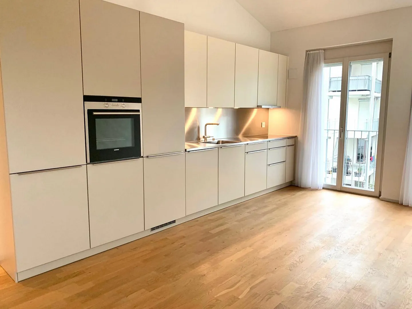 Modernes Loft-Apartment mit Galerie - Foto 5 von 12